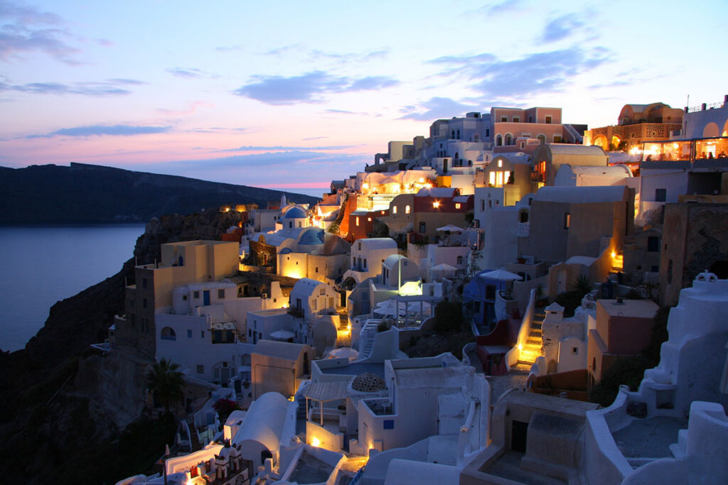 santorin bei nacht